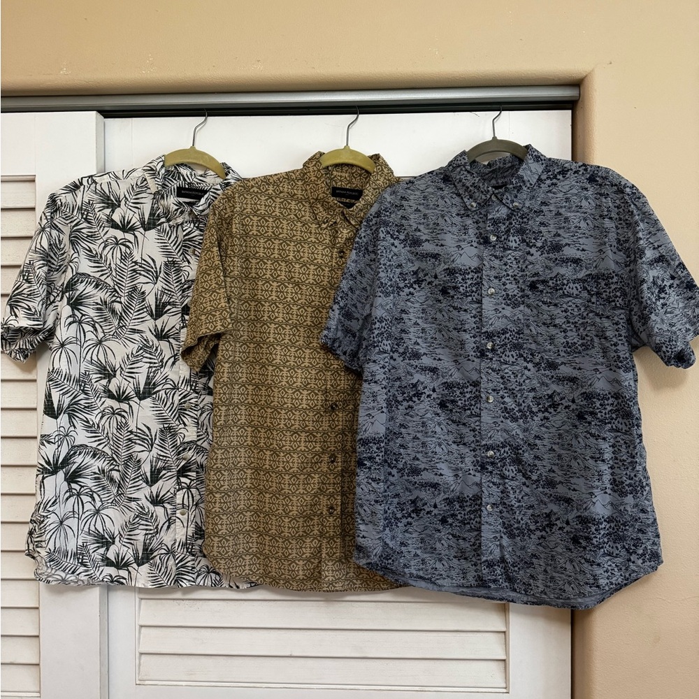 Banana Republic Bundle 3 Large Casual Button Down Shirts